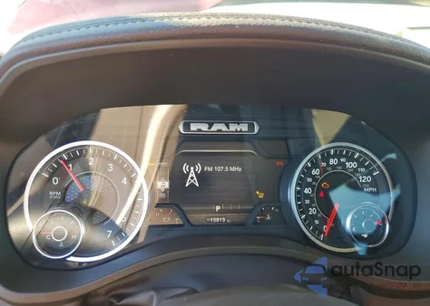 2025 Ram 1500 Laramie z USA, uszkodzony, nr VIN 1C6SRFJP4SN579682